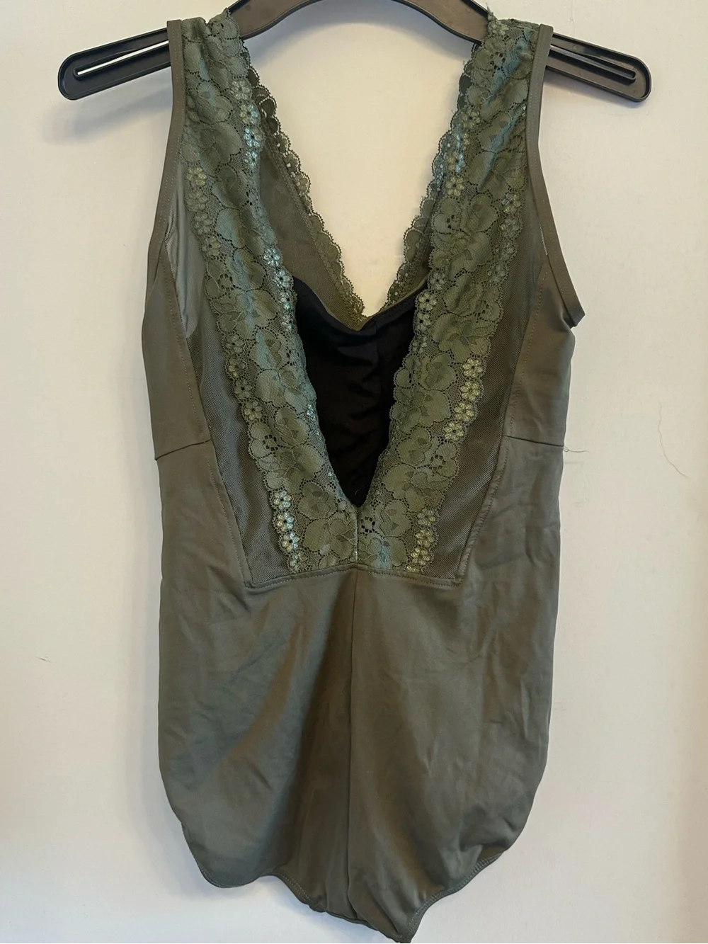 Olive Lace Trim V-Neck ballet leotard - Picture 2 of 7